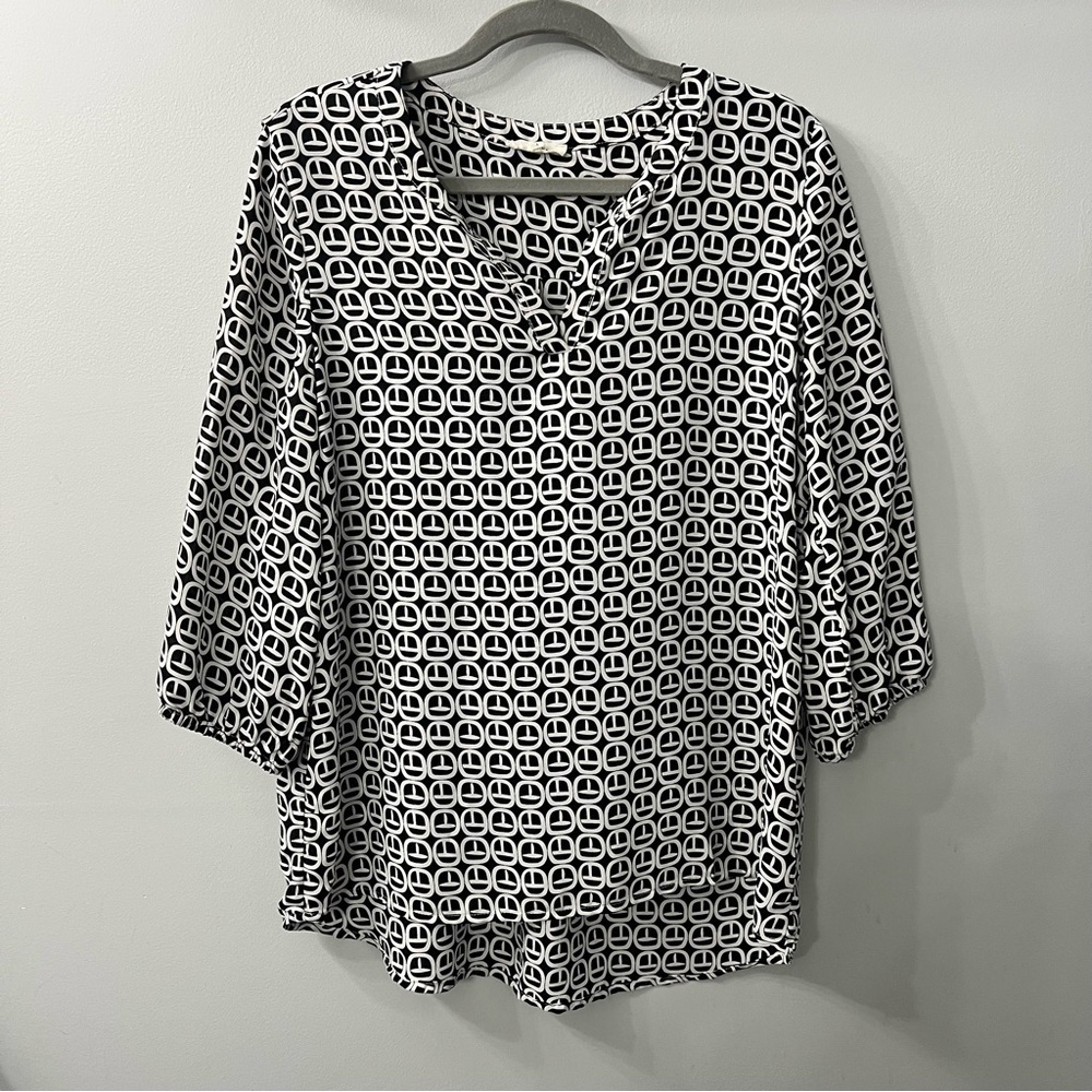 Pleione Black & White Geometric V Neck Blouse 3/4 Length Sleeves Large